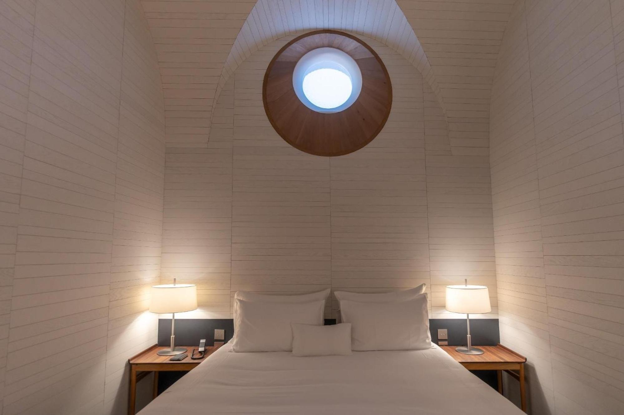 Hotel Atrio Caces Zewnętrze zdjęcie