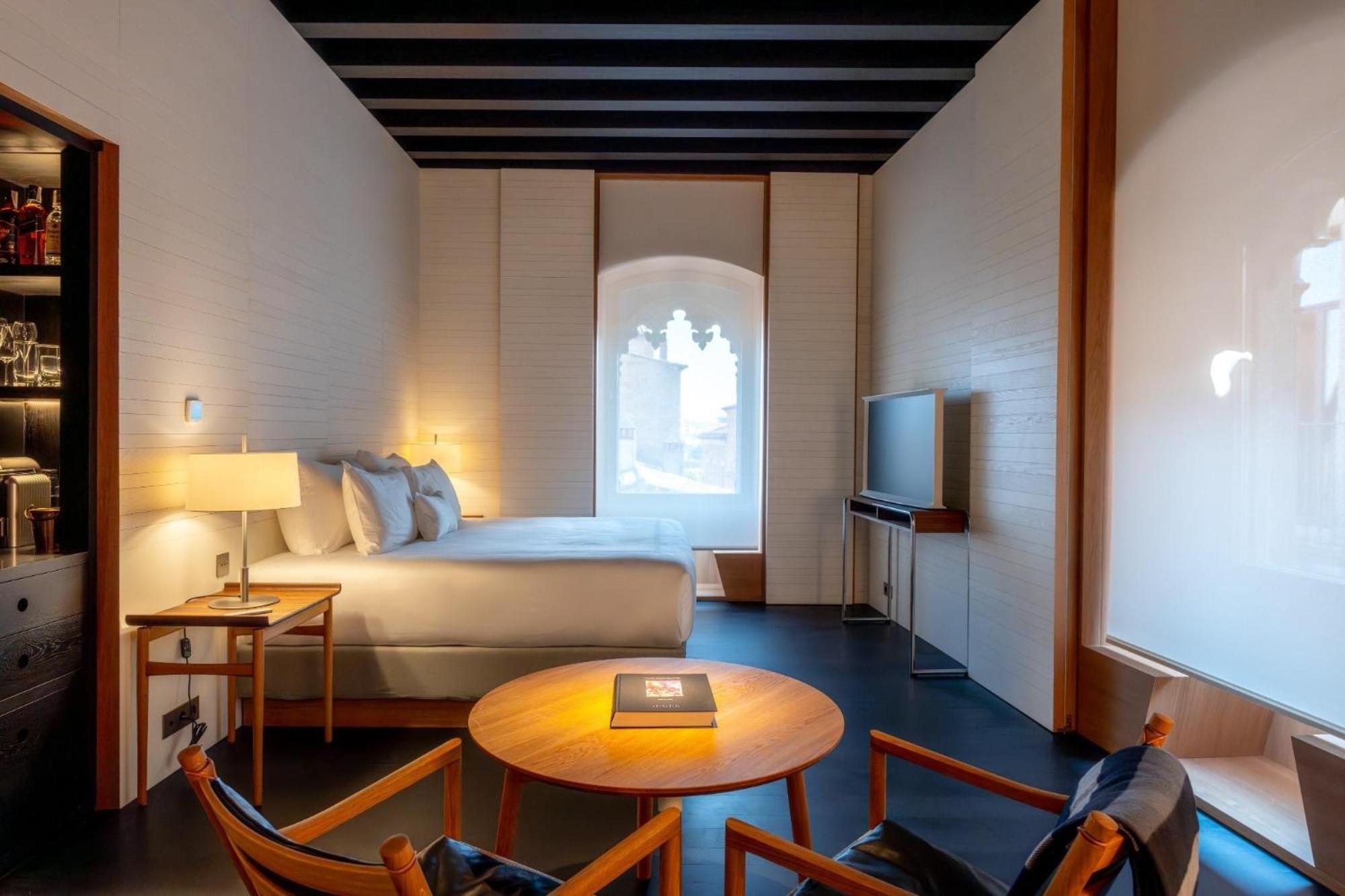 Hotel Atrio Caces Zewnętrze zdjęcie