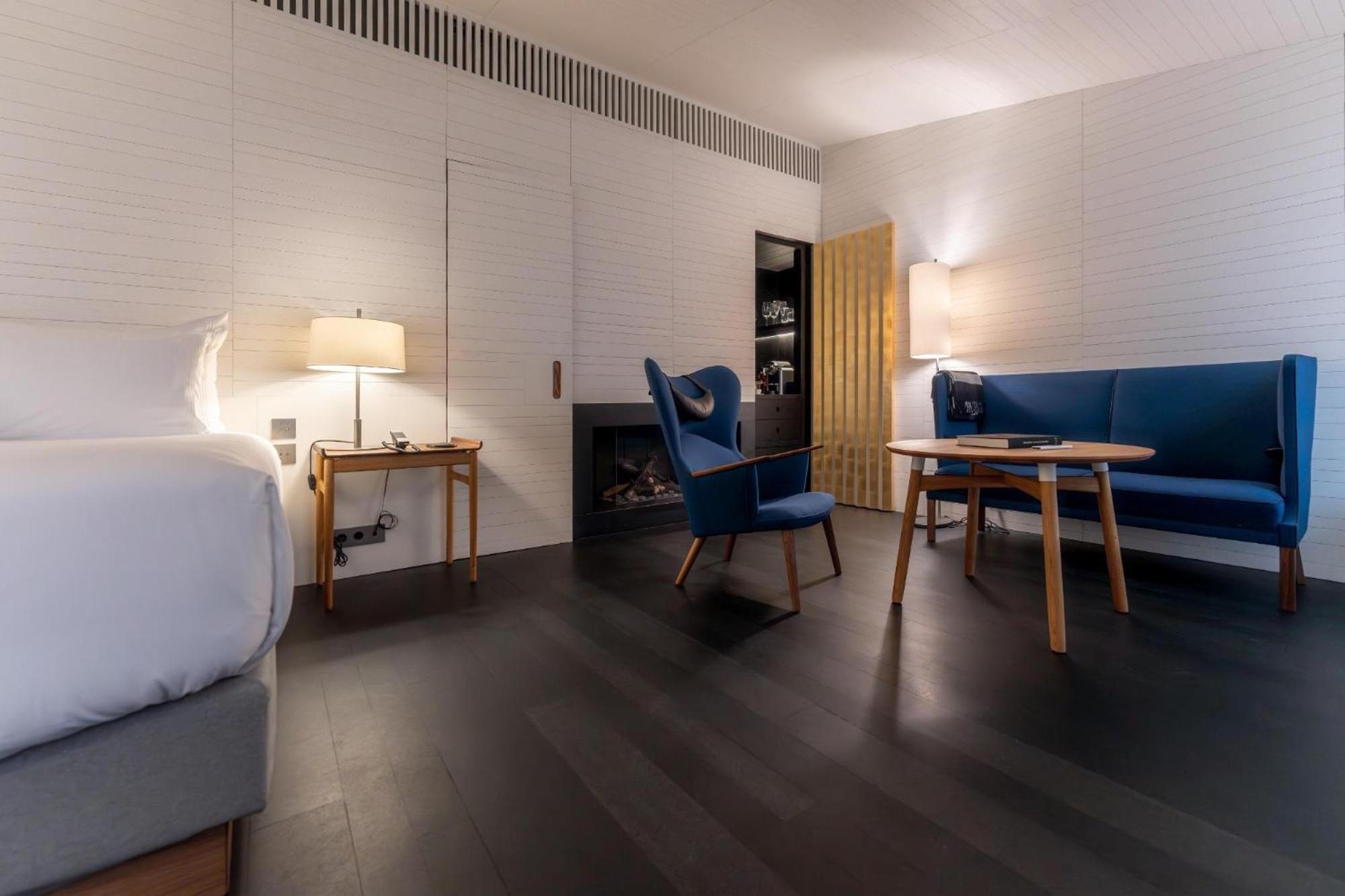 Hotel Atrio Caces Zewnętrze zdjęcie