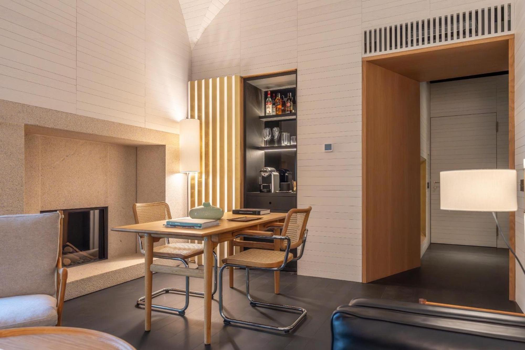Hotel Atrio Caces Zewnętrze zdjęcie