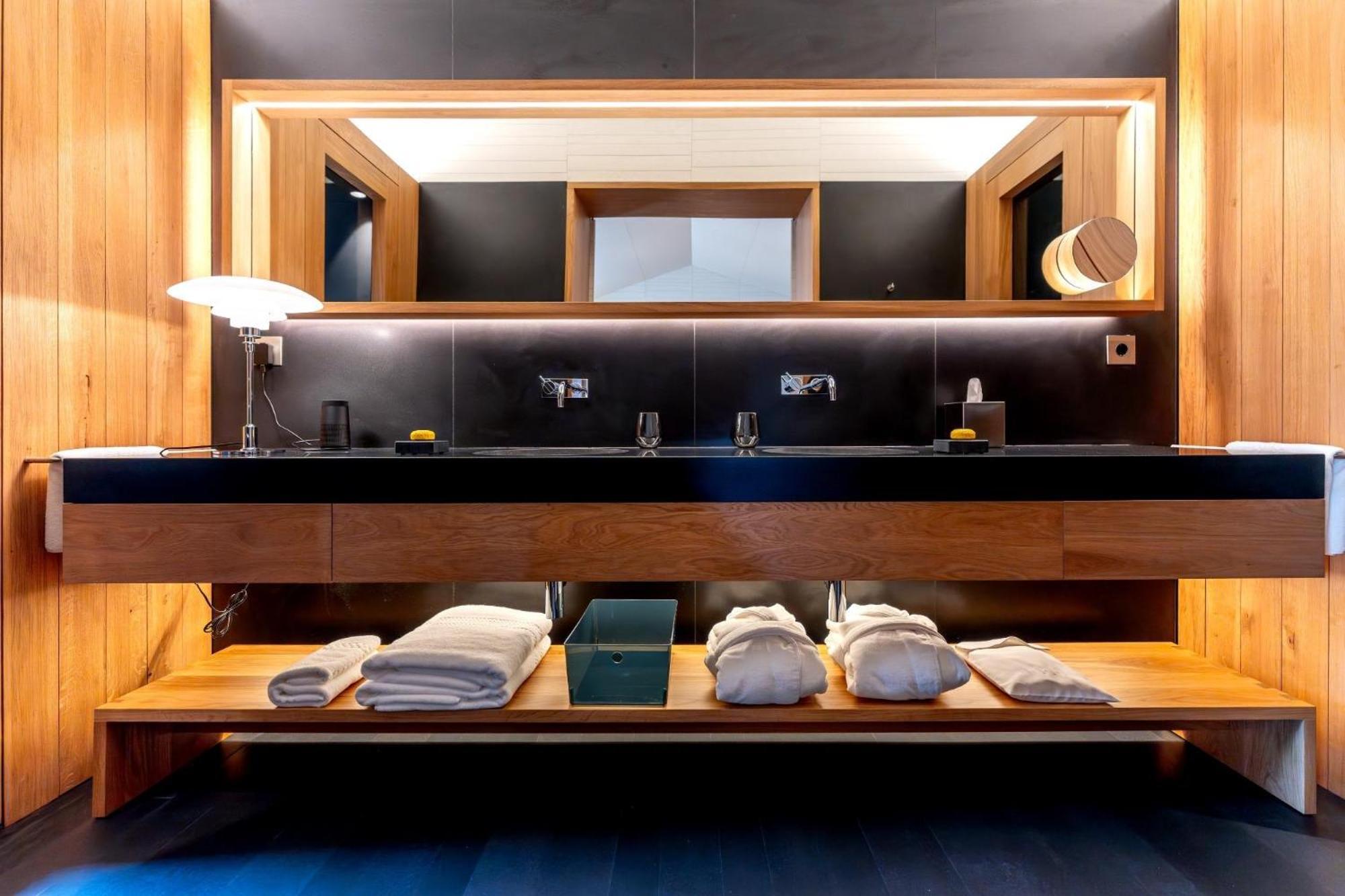 Hotel Atrio Caces Zewnętrze zdjęcie