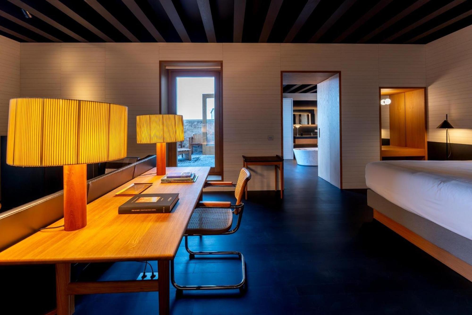 Hotel Atrio Caces Zewnętrze zdjęcie